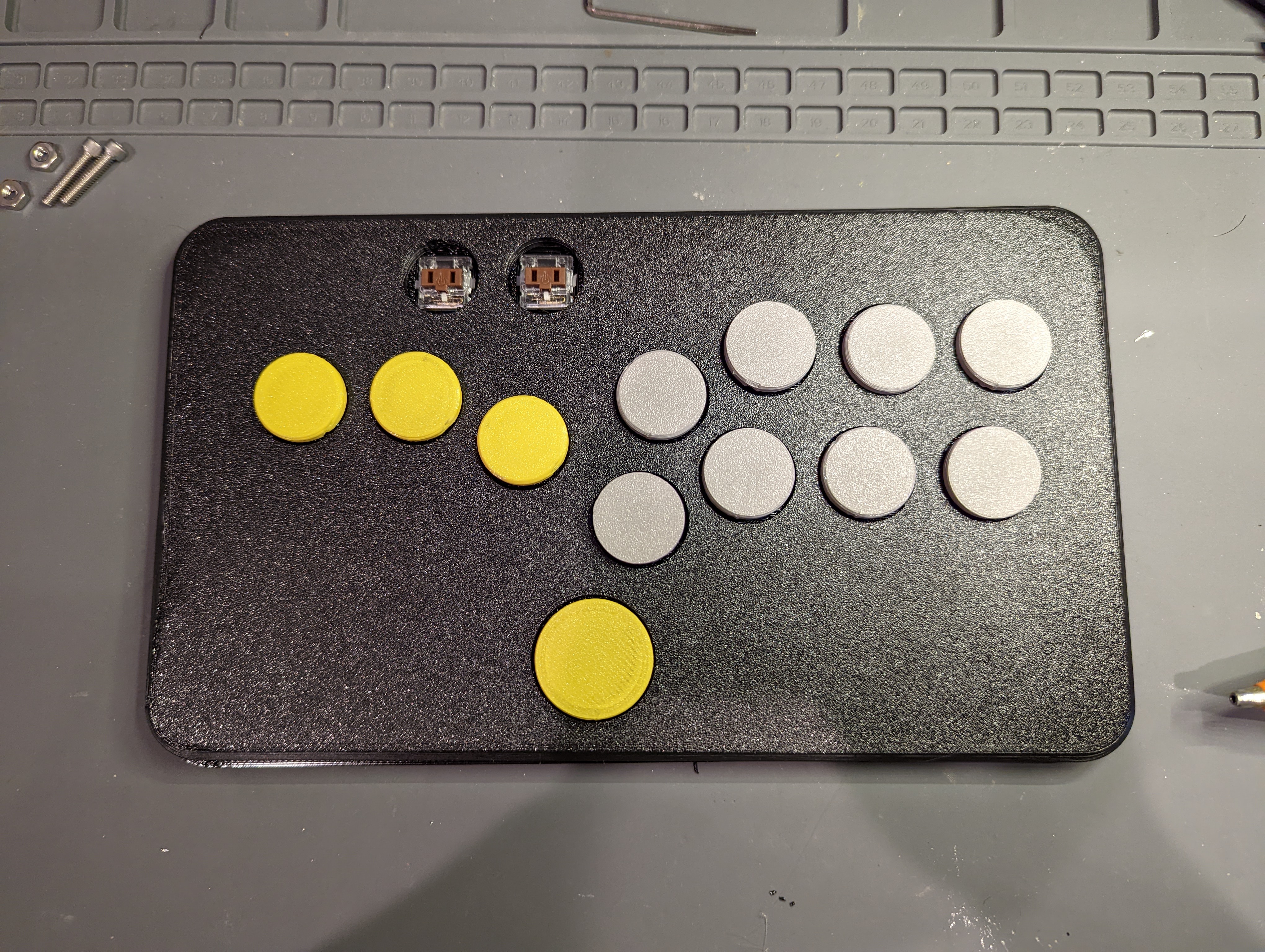 Building a Retro Arcade Controller - Han’s Personal Website
